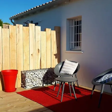 Le 16, Vos D'hotes Avec Terrasses Privees