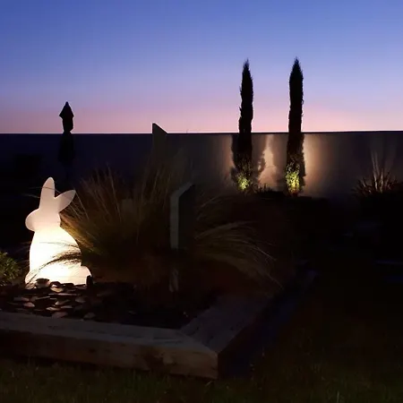 Bed & Breakfast Le 16, Vos D'hotes Avec Terrasses Privees
