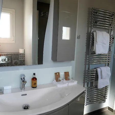 Le 16, Vos D'hotes Avec Terrasses Privees Bed & Breakfast La Pallice