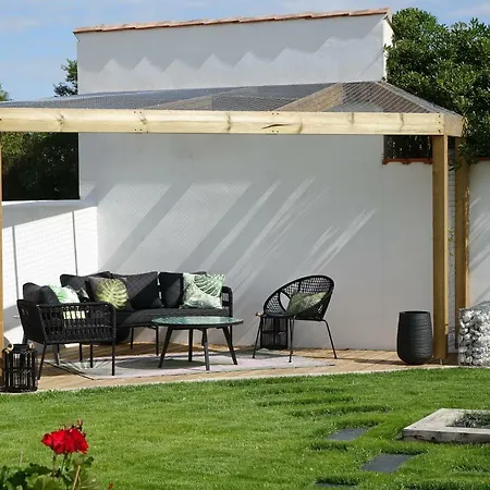 Bed & Breakfast Le 16, Vos D'hotes Avec Terrasses Privees