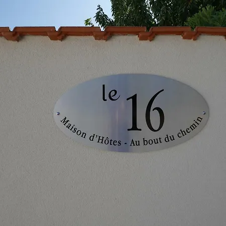 Le 16, Vos D'hotes Avec Terrasses Privees La Pallice
